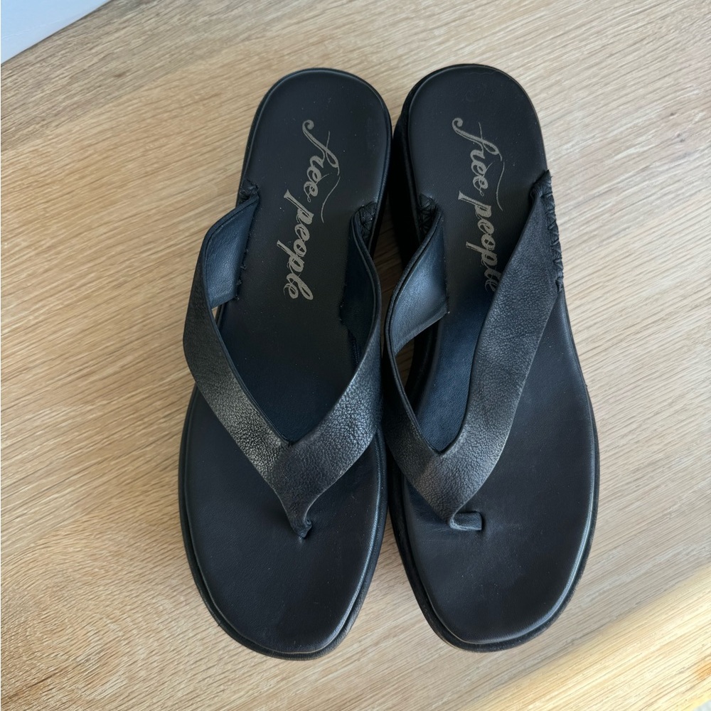 Free people platform sandals, US 7